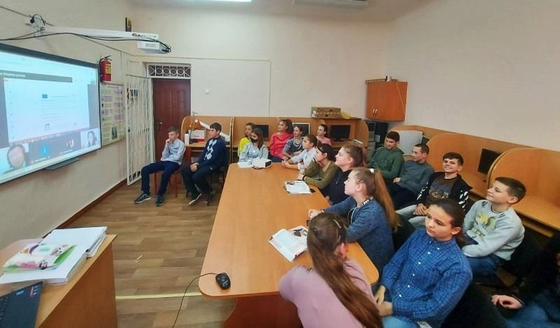UE // În raionul Fălești continuă acțiunile de informare și instruire a tinerilor în cadrul proiectului 