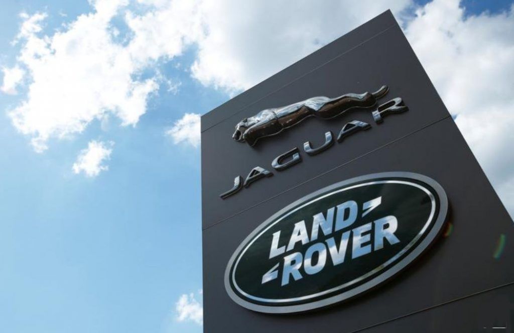 Bloomberg:Jaguar va încheia producția de vehicule pe benzină și diesel până în 2025