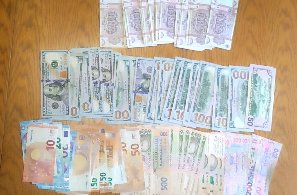 CNA a desfășurat percheziții într-un dosar privind darea în exploatare a unui proiect de canalizare de 10 milioane de lei în satul Bilicenii Vechi, fără verificarea calității și volumului lucrărilor